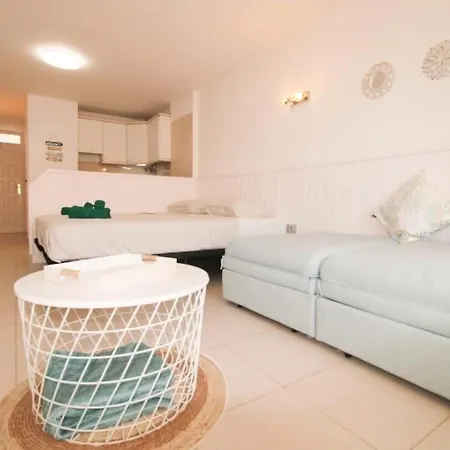 Апартаменты Studio A Playa De Las Americas
